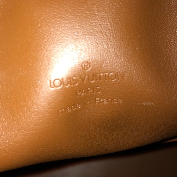 Louis Vuitton Gold Patent Leather Handbag - Picture 6 of 7